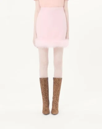 Kurzer Crêpe-Couture-Rock mit Federn