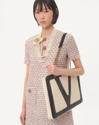 Kurzes Kleid aus besticktem Ribbon-Tweed