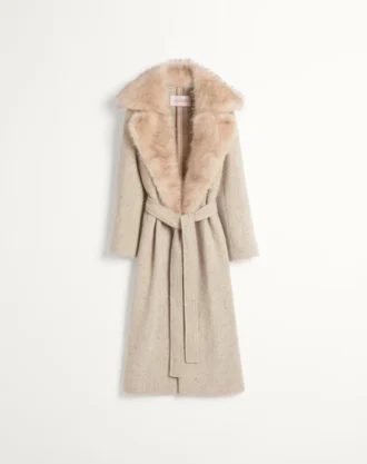 Mantel aus strukturierter Wolle