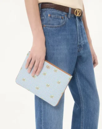 Valentino Garavani VLogo Signature Beutel aus genarbtem Kalbsleder mit Le Chat de la Maison-Print