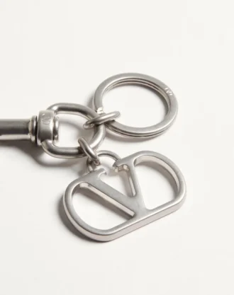 Valentino Garavani Vlogo Signature Metall-Taschenanhänger mit Schlüsselring